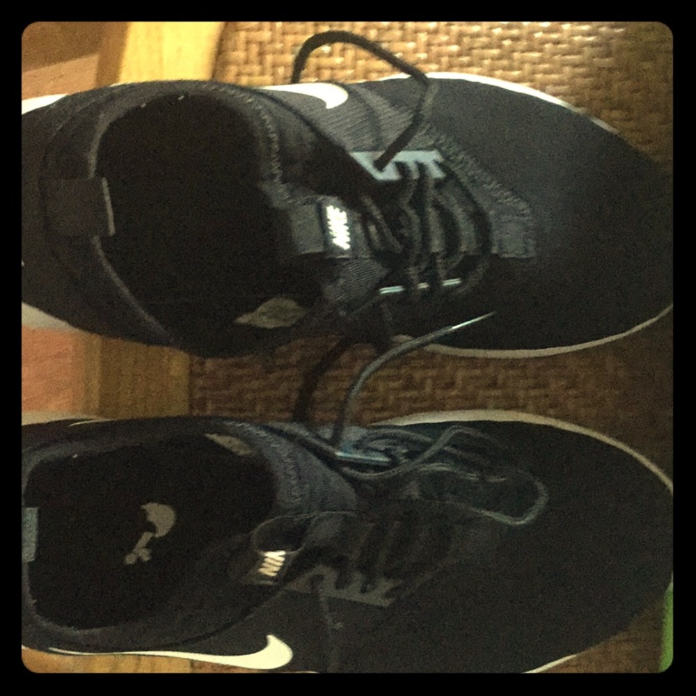 Women’s Nike running shoe